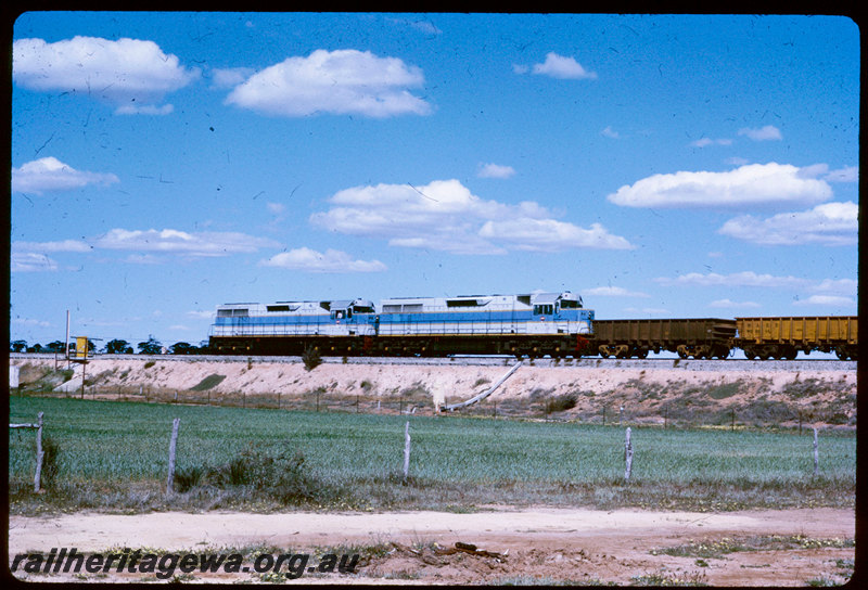 T06754
L Class 255, double heading with an unidentified L Class, Down empty iron ore train, unknown location, EGR line
