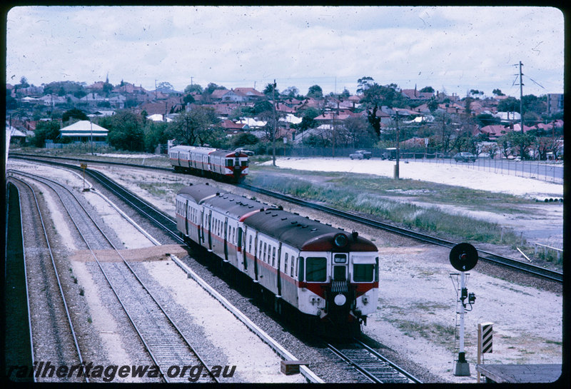 T06758
ADA/ADX/ADG Class railcar set, Down suburban passenger service, ADG/ADG/ADA Class railcar set, Up suburban passenger service, searchlight signal, East Perth, ER line
