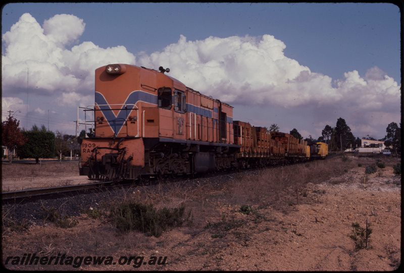 T07711
RA Class 1909, Up goods train, departing Manjimup, PP line
