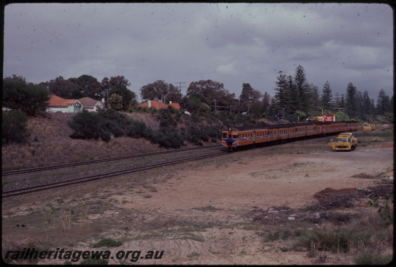T07720
ADA/ADG/ADA/ADG/ADA/ADG Class railcar set, Down football special, between Karrakatta and Shenton Park, ER line

