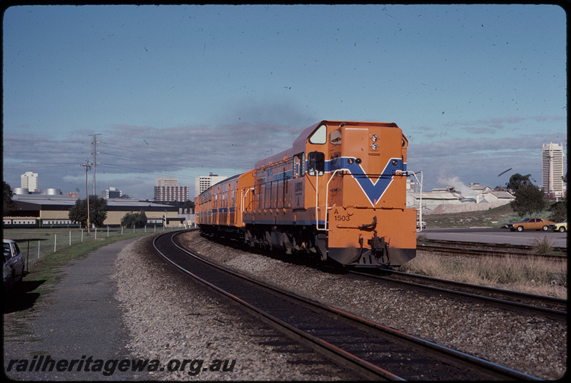 T07751
A Class 1503, Down suburban passenger service, between Claisebrook and East Perth, ER line

