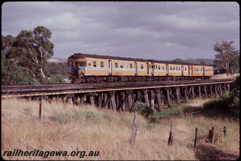 T07846
ADG/ADG/ADA Class railcar set, Up suburban passenger service, Canning River bridge, timber trestle, between Gosnells and Stokley, SWR line
