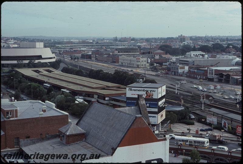 T07931
Overview of Perth Yard, carriage sheds recently demolished, Perth Box B signal cabin, semaphore signals, Wellington Bus Station, Perth Entertainment Centre, ER line
