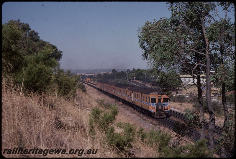 T08007
ADA/ADG/ADG/ADG/ADG Class railcar set, Down suburban passenger service, XA Class 1404 