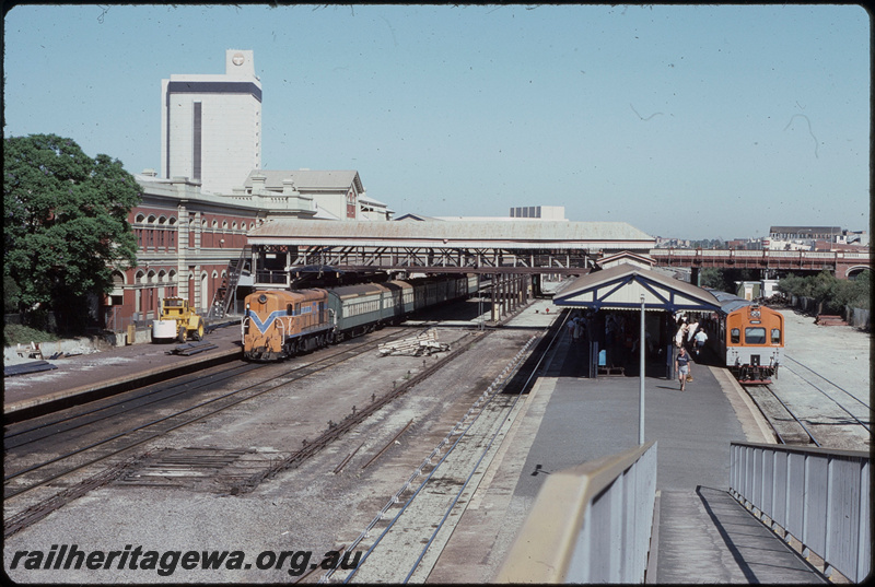 T08152
C Class 1701, Down 