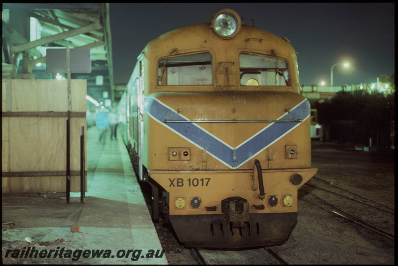 T08212
XB Class 1017 