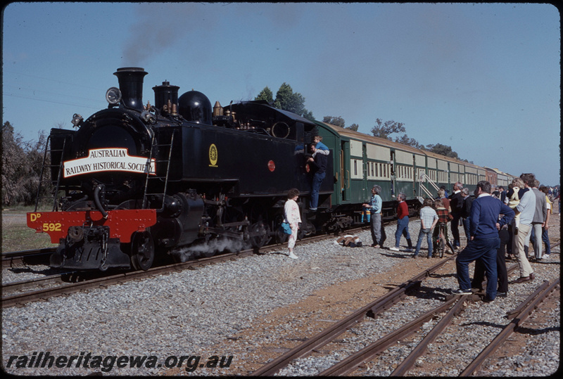 T08236
DD Class 592, Up ARHS passenger special, headboard, Steam Picnic Ramble, Mundijong, SWR line
