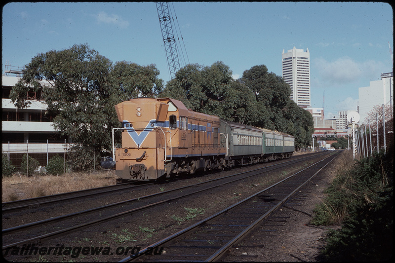 T08240
A Class 1506, Down 