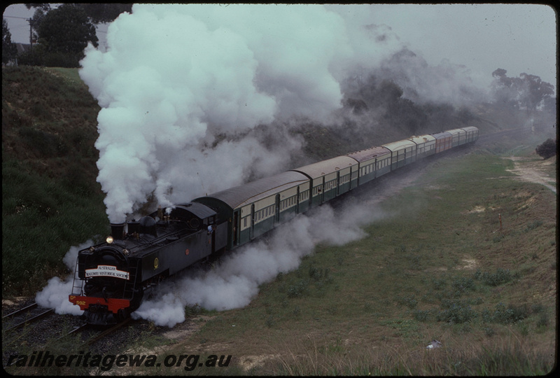 T08245
DD Class 592, Up ARHS passenger special, headboard, city circle tour, climbing Leederville bank, between City West and West Leederville, ER line
