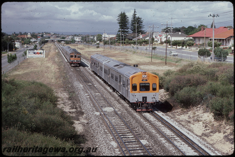 T08297
ADL/ADC Class railcar set, Up suburban passenger service, ADB/ADK/ADB/ADK Class railcar set, Down suburban passenger service, between Maylands and Mount Lawley, Seventh Avenue bridge, ER line
