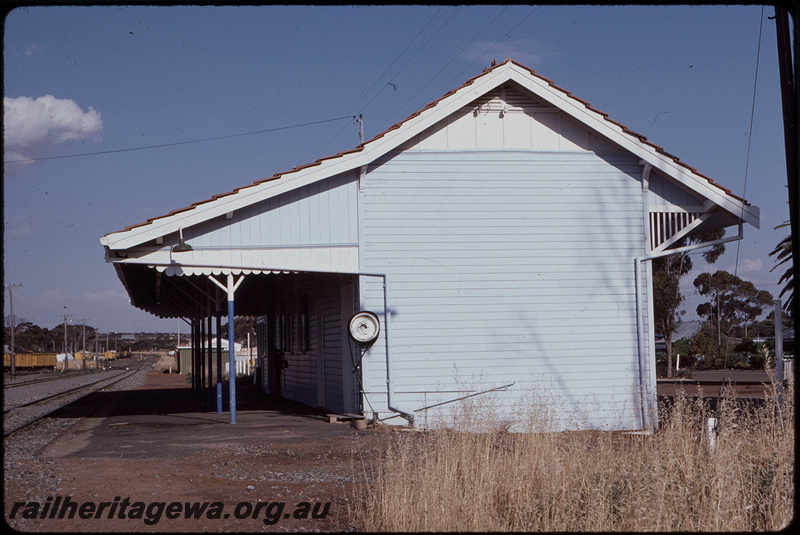 T08321
Lake Grace, station building, looking east, WLG line
