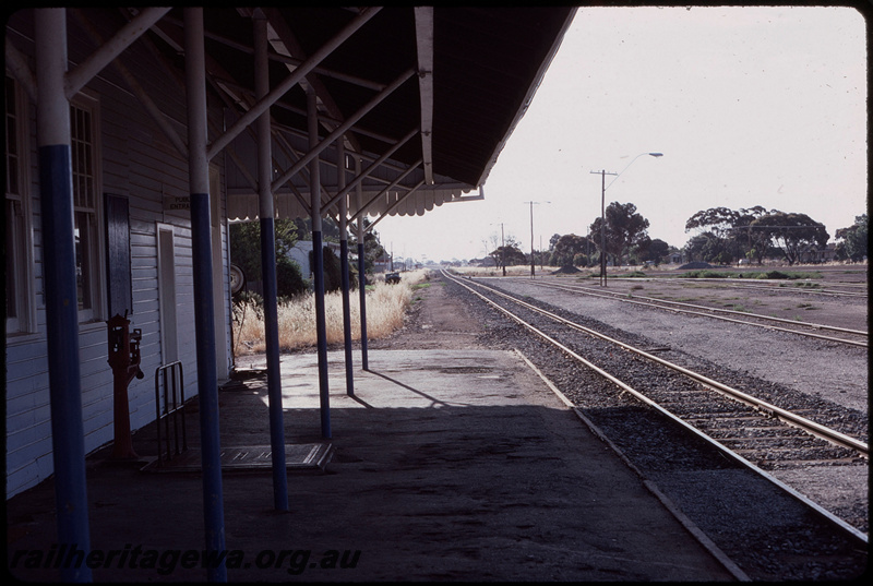 T08322
Lake Grace, station building, looking west, WLG line
