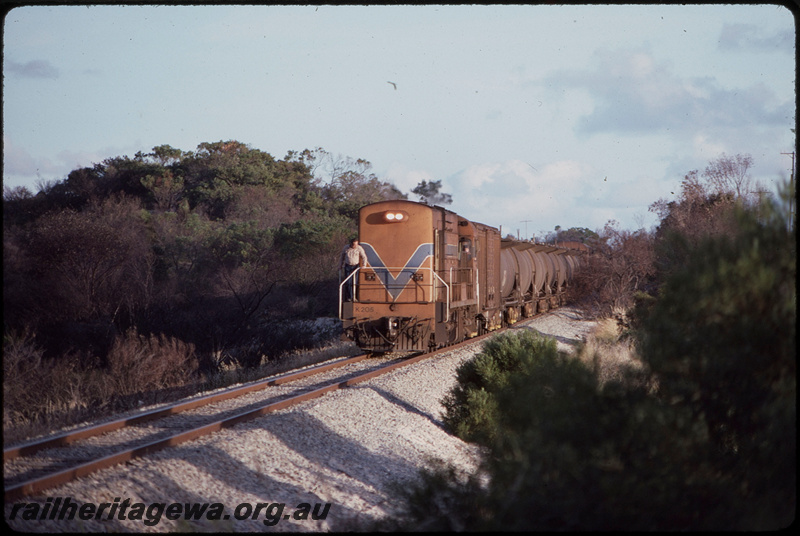 T08333
K Class 205, goods train, north of Esperance
