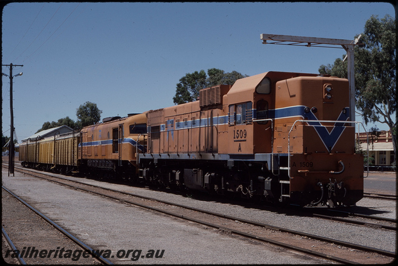 T08337
A Class 1509, XA Class 1401 