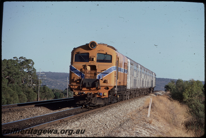 T08395
XA Class 1402 