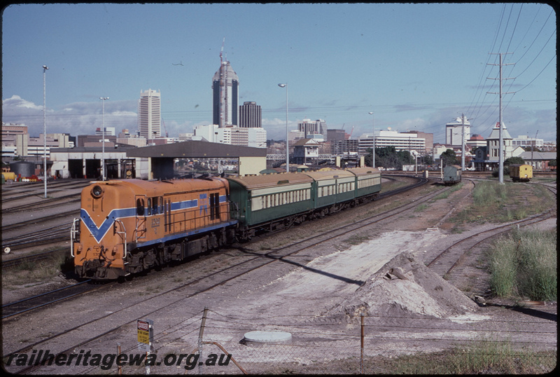 T08471
C Clas 1702, Down 