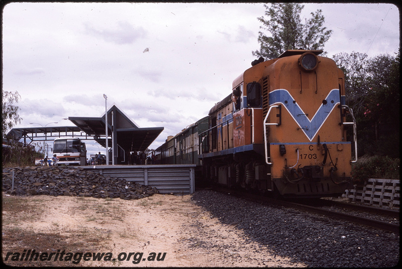 T08543
C Class 1703, Down 