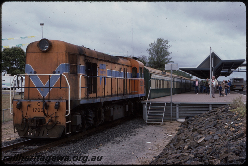 T08552
C Class 1703, Up 