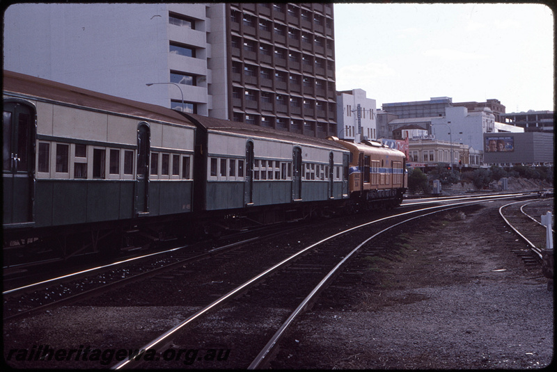 T08631
XA Class 1402 