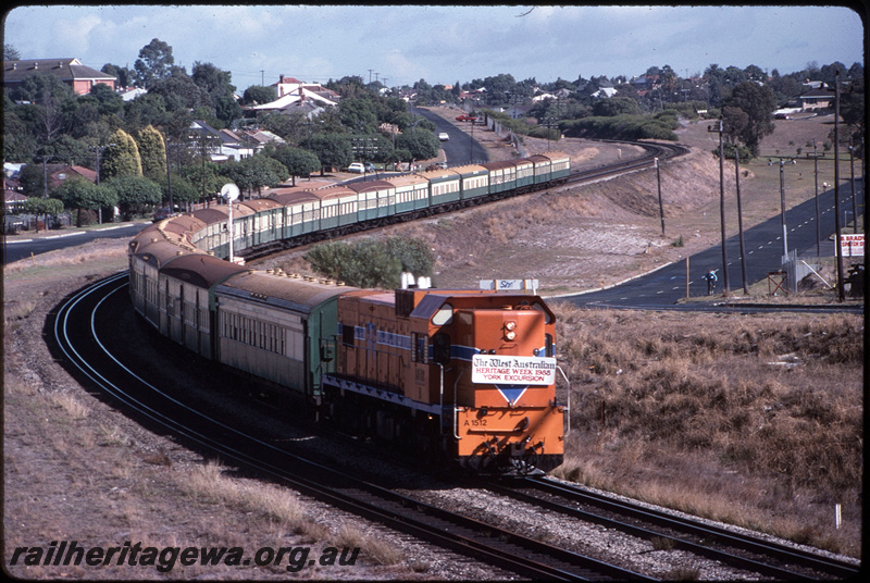 T08653
A Class 1512, Down 