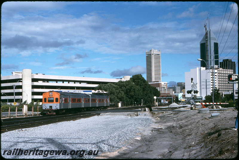 T08667
ADC/ADL Class railcar set, Down suburban passenger service, between City and Claisebrook, Lord Street level crossing, bi-directional mainline, ER line
