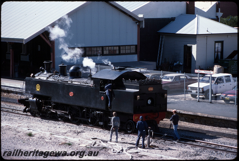 T08696
DD Class 592, taking on water, ARHS passenger special, City Circle Tour, Fremantle, station building, platform, station nameboard, ER line
